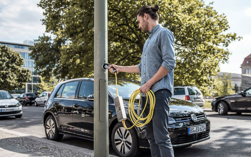 Ubitricity is repurposing street light poles into EV charging stations