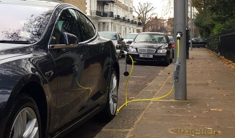 Ubitricity is repurposing street light poles into EV charging stations